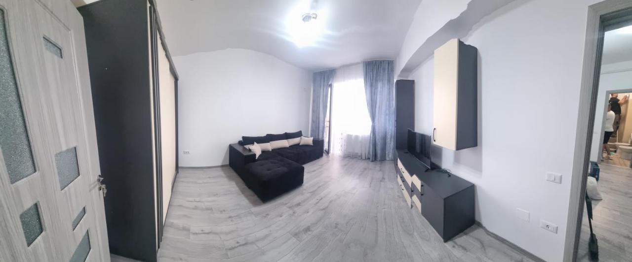 Apartament Mihaela Râmnicu Vâlcea Esterno foto