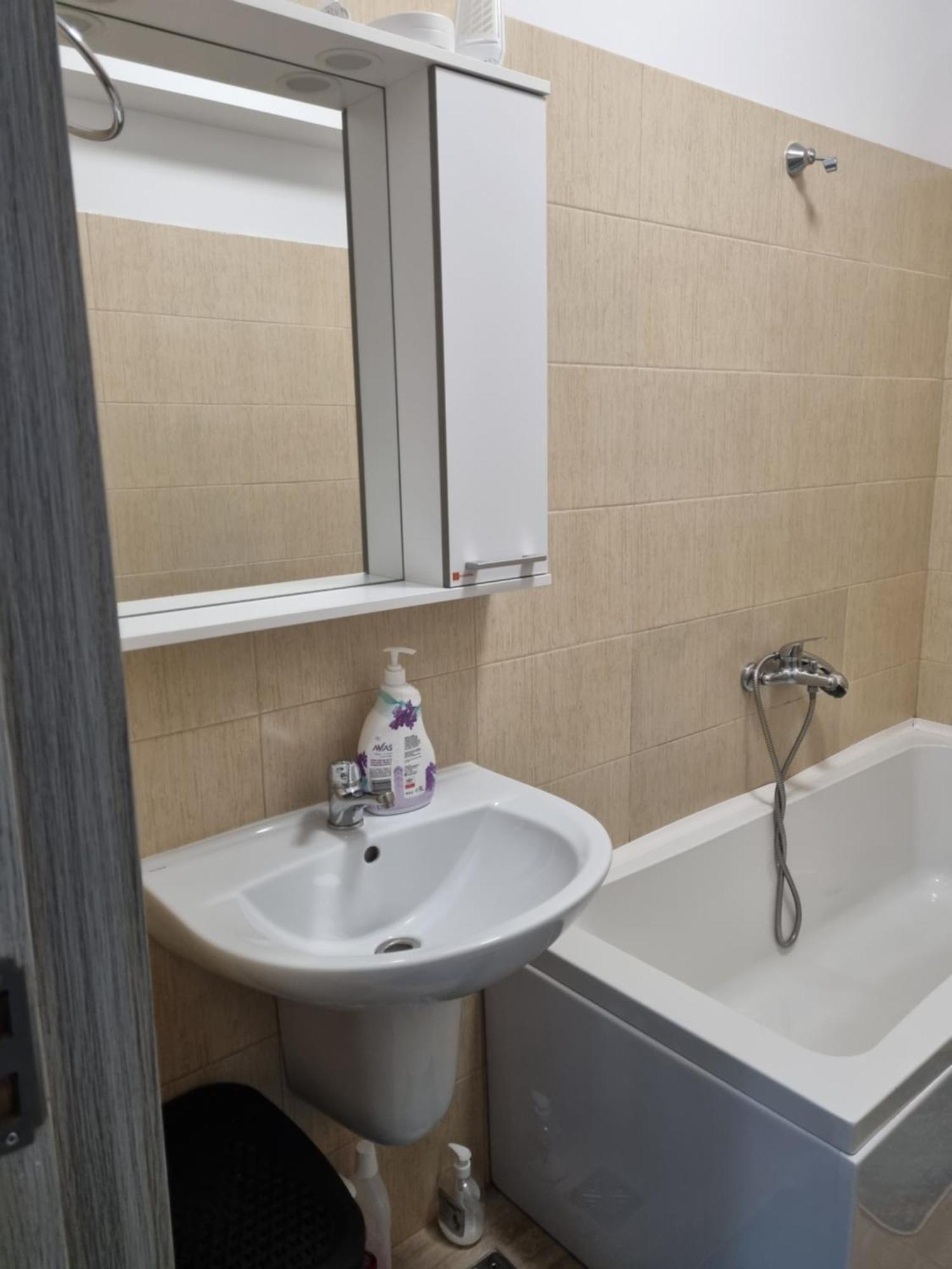 Apartament Mihaela Râmnicu Vâlcea Esterno foto